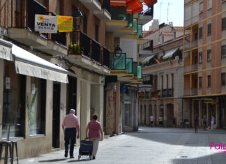 Calles de palencia gente personas centro ciudad