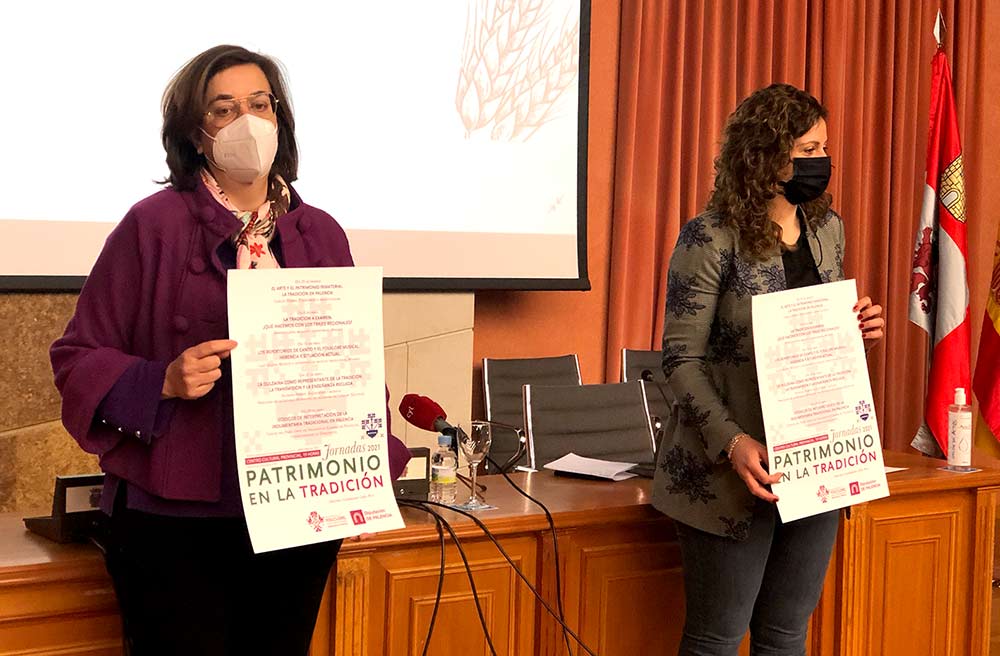 Ángeles Armisén y Carolina Valbuena presentan las Jornadas 'Patrimonio en la Tradición' en el Centro Cultural Provincial