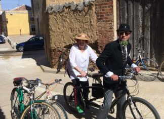 Encuentro de Bicicletas Clásicas en Paredes de Nava