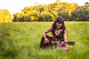 Alba Wayra artista cantante compositora