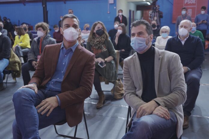 Pedro Sánchez y Luis Tudanca en Palencia - Foto de Carlos Mateo Europa Press