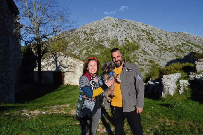 Trufeando por España autores del libro en Santibáñez de la Peña