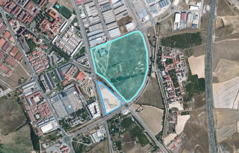 Sector S4AE, por donde se pretende ampliar el polígono. SIGPAC