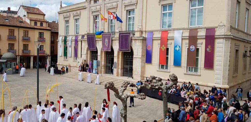 Procesión Domingo de Ramos Semana Santa Palencia 2022