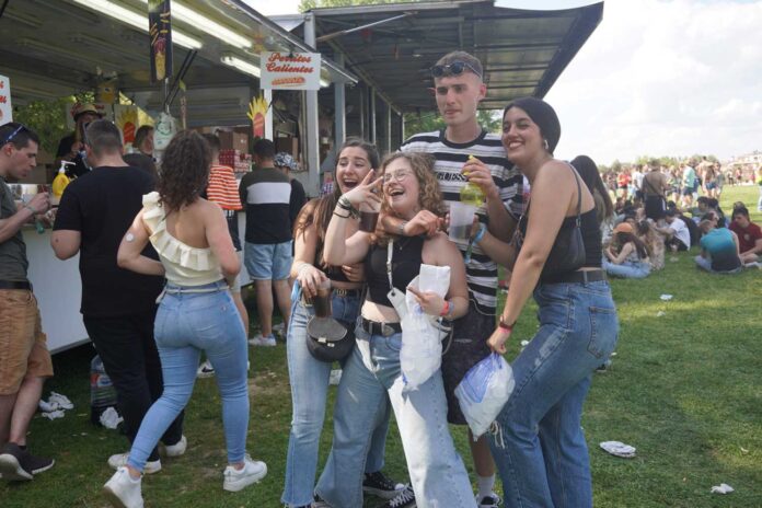 Fiesta ITA 2022 en Palencia - puestos de comida y bebida