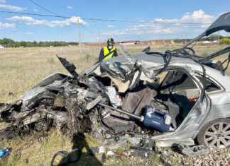 Herido colisión turismo camión