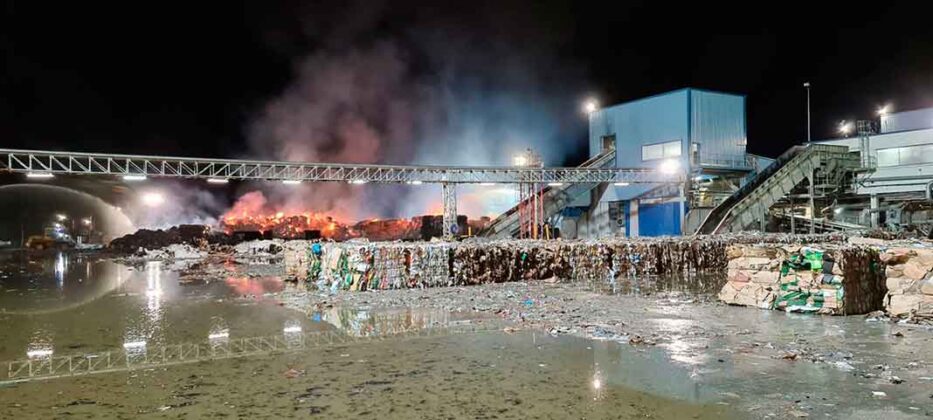 Incendio papelera Dueñas