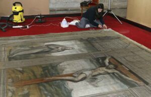 Muestra Renacer en la Catedral de Palencia