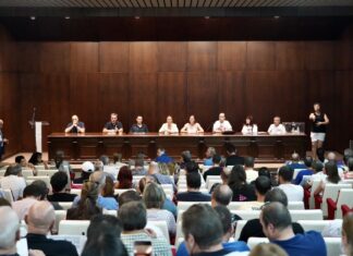 Siro asamblea trabajadores ministra maroto