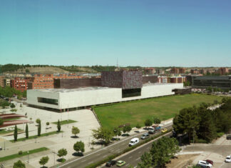 Edificio de las Cortes de Castilla y León