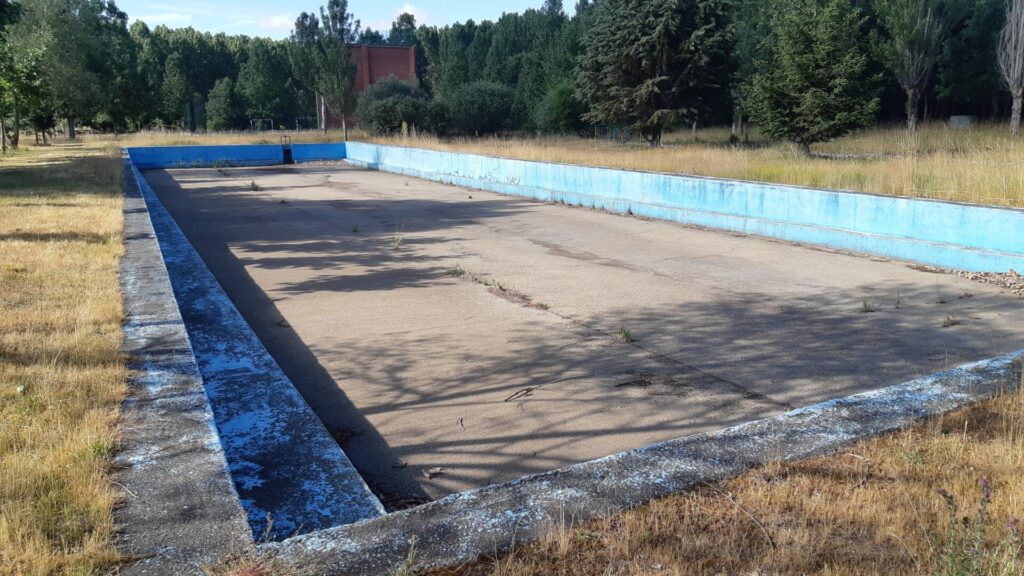 poza a piscina montaña palentina