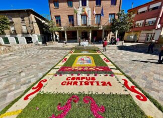 corpus saldaña alfombra