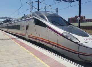 tren avant S-114 Palencia