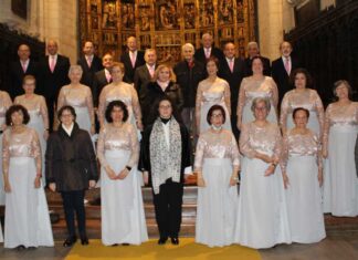 Coral Castilla Vieja ofrece un concierto en el Patio del Palacio Episcopal este jueves 7 de julio VII Centenario Catedral de Palencia