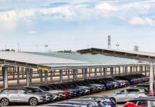 Fabricación del nuevo Renault Austral en la planta de Villamuriel de Cerrato, Palencia. Julio 202