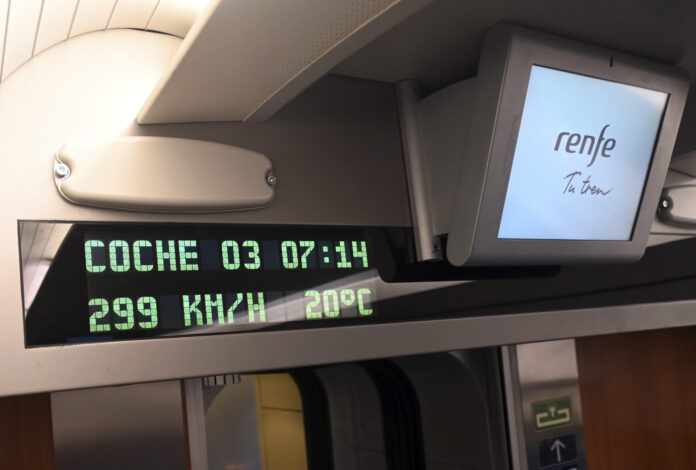 Tren Madrid AVE gratis media distancia palencia