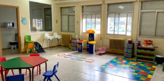 Un aula preparada para niños de entre 2 y 3 años.