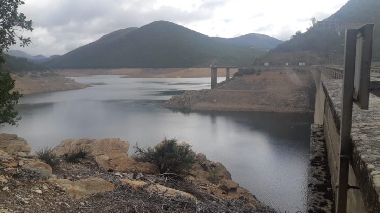 Embalse de Compuerto