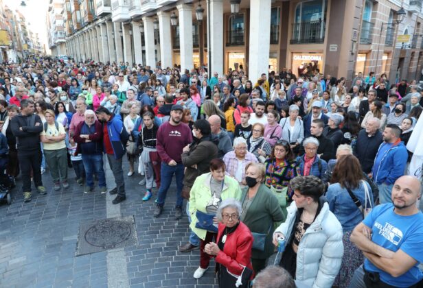 Concentración organizada por la plataforma en defensa de los derechos de las mujeres de Palencia en contra del asesinato de de Raquel. / Brágimo (ICAL)