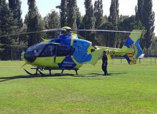 Helicóptero medicalizado del Sacyl en Palencia. / O. H.