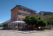Antiguo hotel de Velilla del Río Carrión
