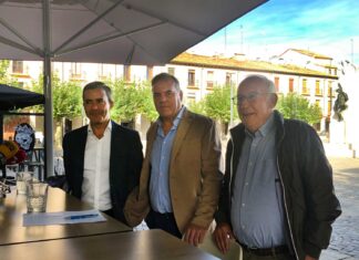 Diego Isabel La Moneda, Domiciano Curiel y Fidel Ramos en la presentación de la plataforma Vamos Palencia