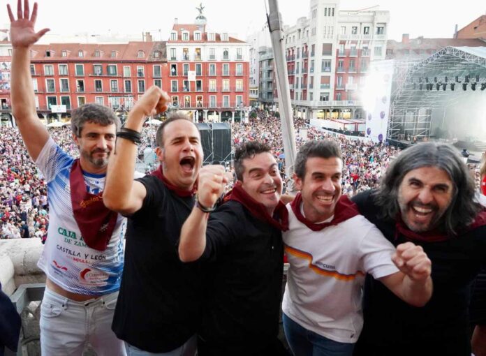 Leticia Pérez agencia ICAL - Jj Vaquero, Quique Matilla, Álex Clavero, Fran El Chavo y Roberto Chapu ofrecen el pregón de las fiestas de Valladolid