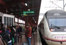 Vuelve el tren que trae a los turistas a Palencia