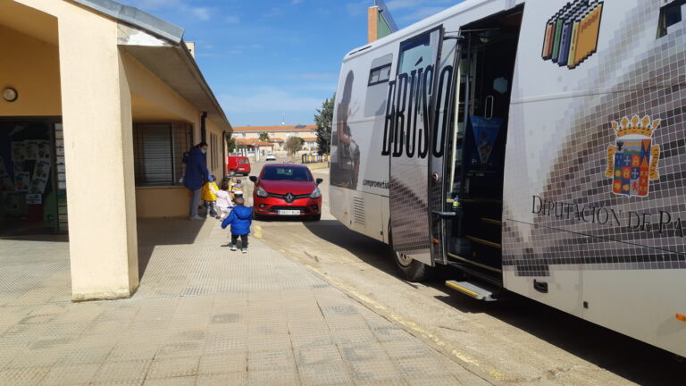 Bibliobus Palencia (1)