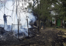El fuego destruye una vivienda en el pago de Vega Rosales en Palencia