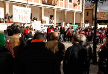 Prádanos-Ojeda-escenifica-rechazo-comarca-contra-las-macrogranjas-porcinas-t