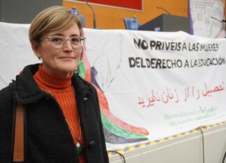 Rosalba Fonteriz, delegada del Rector para la Responsabilidad Social Universitaria, en la jornada de inauguración del máster oficial en Estudios Feministas