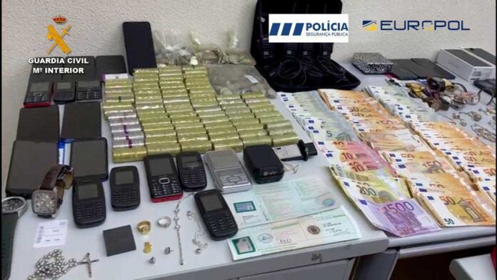 Guardia Civil detiene a 7 personas que asaltaban viviendas y se hicieron con un botín de 800.000 euros