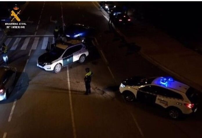 Imagen de una intervención anterior de la Guardia Civil de Palencia en una quedada de vehículos. / Guardia Civil Imagen de una intervención anterior de la Guardia Civil de Palencia en una quedada de vehículos. / Guardia Civil