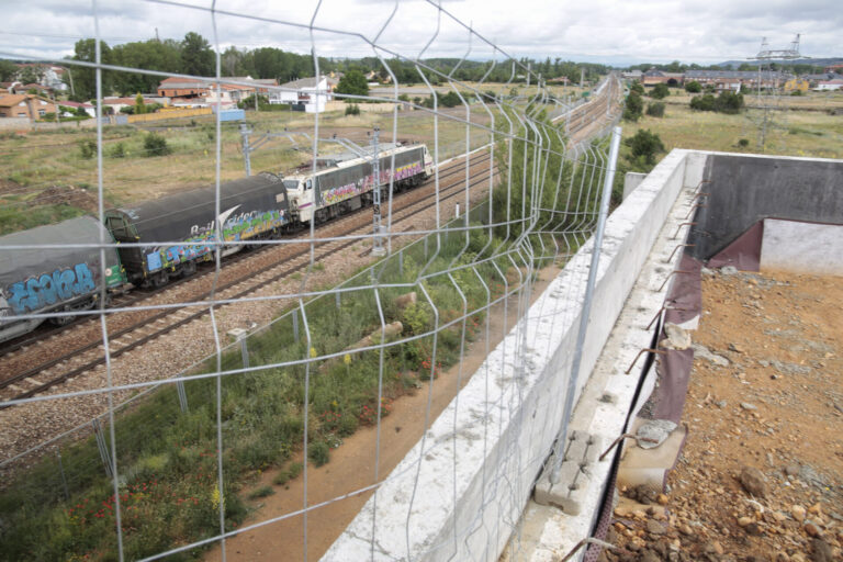Entornos ferroviarios de San Andrés del Rabanedo. / ICAL