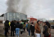 Incendio en la fábrica de Cascajares en Dueñas (Palencia) - Brágimo (ICAL)