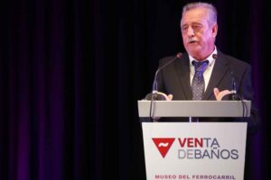 Museo-del-FerrocarrilInauguración del Museo del Ferrocarril de Venta de Baños Jose María López Acero