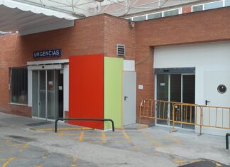 Solo-una-empresa-pasa-el-corte-para-instalar-la-sala-de-espera-prefabricada-para-las-Urgencias-Palencia