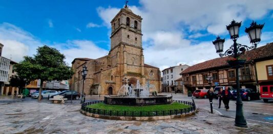 aguilar de campoo plaza iglesia de san miguel