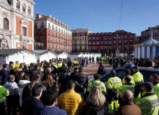 concentracion en valladolid tras la muerte de un trabajador del servicio de Limpieza. Miriam Chacón (ICAL)