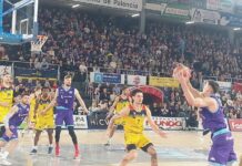 El-Zunder-Palencia-levanta-su-tercera-Copa-Princesa-74-69