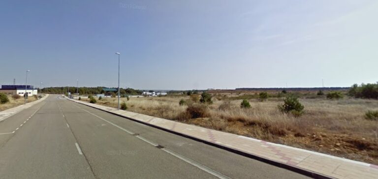 Guardo-subasta-un-nuevo-lote-de-10-parcelas-en-Campondón