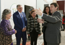 El presidente de la Junta participa en el 130 aniversario de Galletas Gullón en Aguilar de Campoo (Palencia)