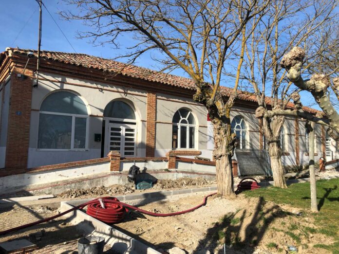 Obras antiguas escuelas Grijota