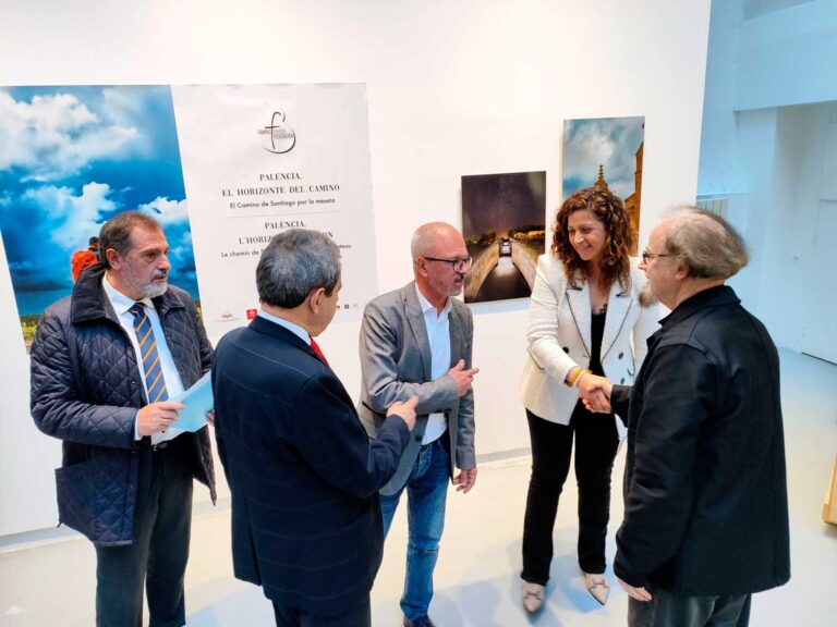 exposicion-paris-camino-santiago