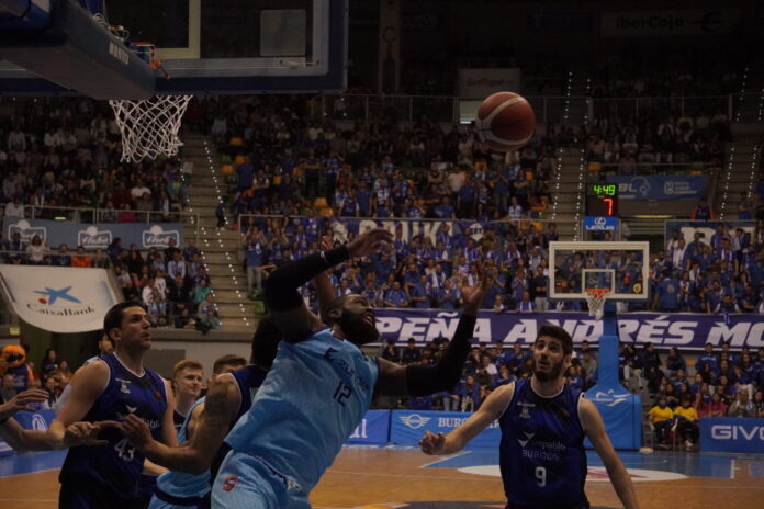 Sin rumbo en el Coliseum: Burgos 89 - 65 Zunder Palencia