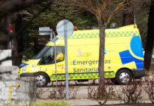 Imagen de una ambulancia de Emergencias Sanitarias. / ICAL