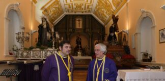 Román Polanco(I) y Julio Javier del Campo(D) responsables de paso procesional de la cofradía Penitencial Nuestro Padre Jesús Nazareno y Nuestra Madre la Virgen de las Angustias - Brágimo ICAL
