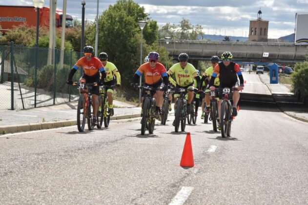 Prueba ciclista del Club Trinketes en Magaz de Pisuerga