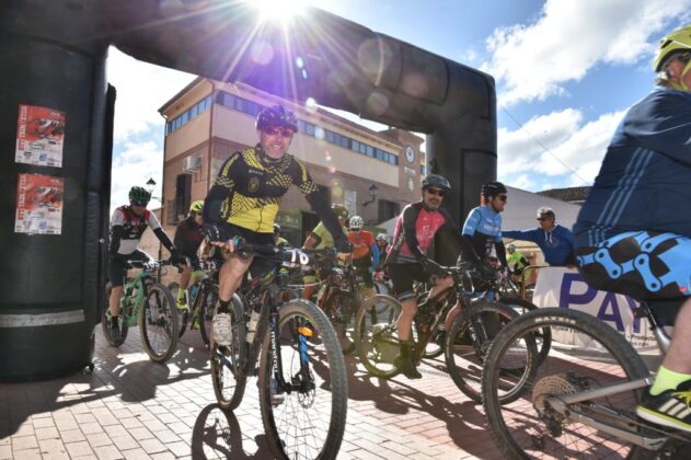 Prueba ciclista del Club Trinketes en Magaz de Pisuerga